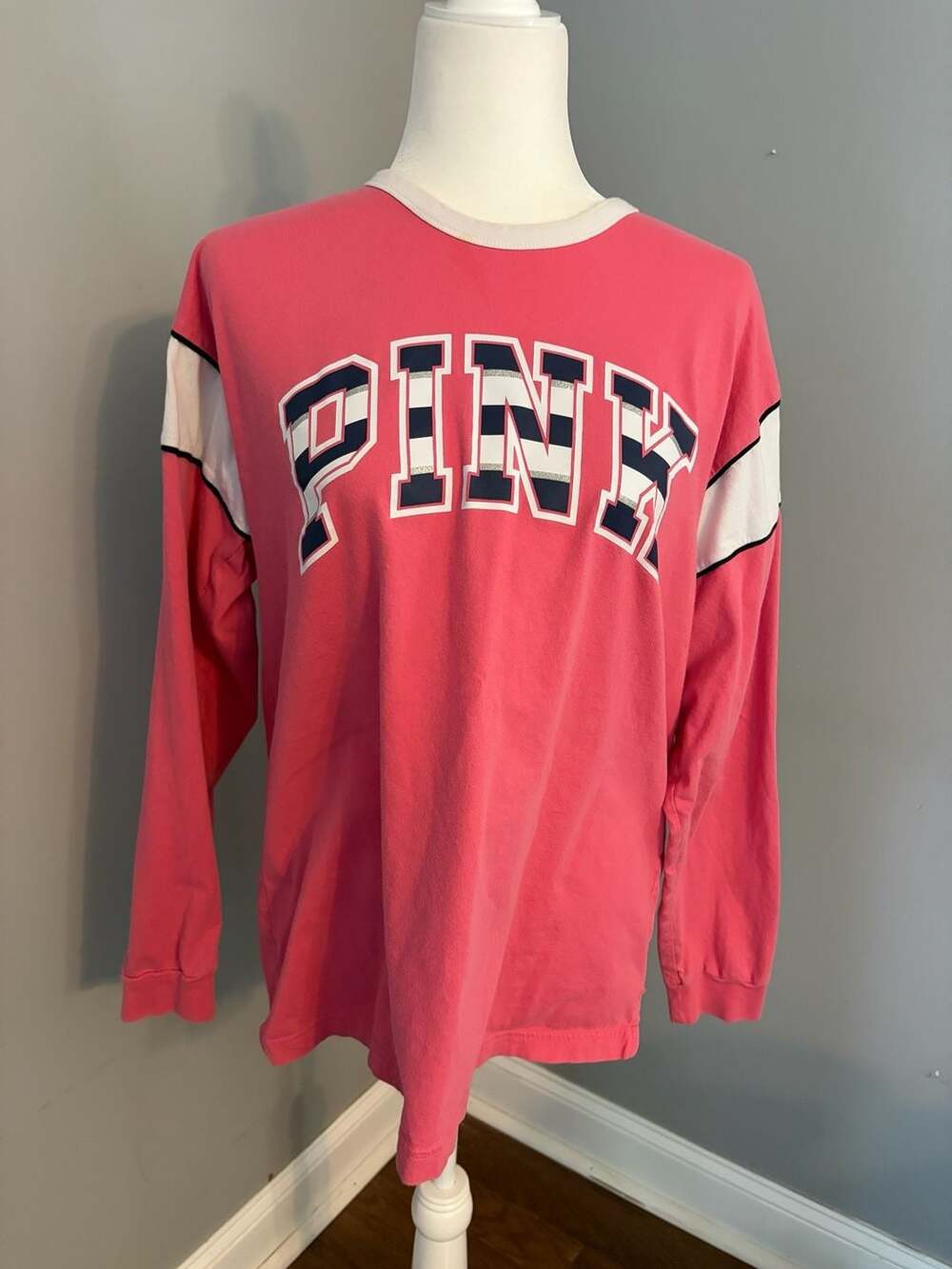 PINK Victoria's Secret Pink & White Long Sleeve Graphic T-Shirt Size L